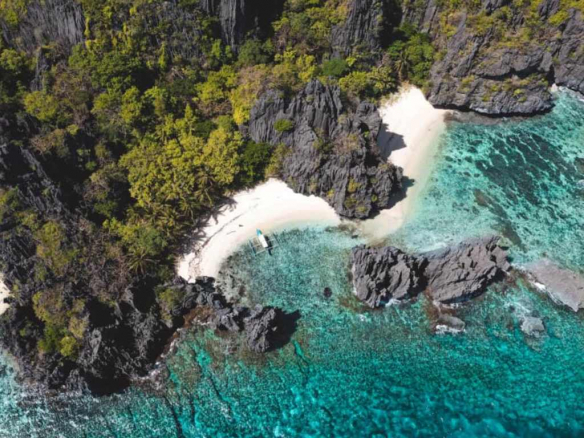 Matinloc Island Exotic Calusa Beach Coves