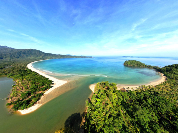 White Sand Sunset Beach Peninsula